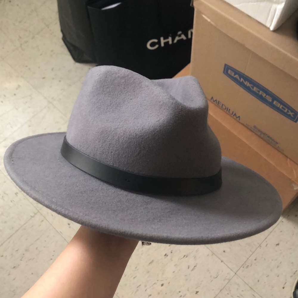 Grey fedora